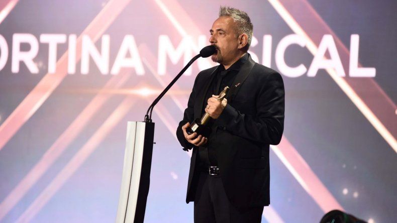 Alejandro Lerner ganó un Martín Fierro y presentó nuevo video