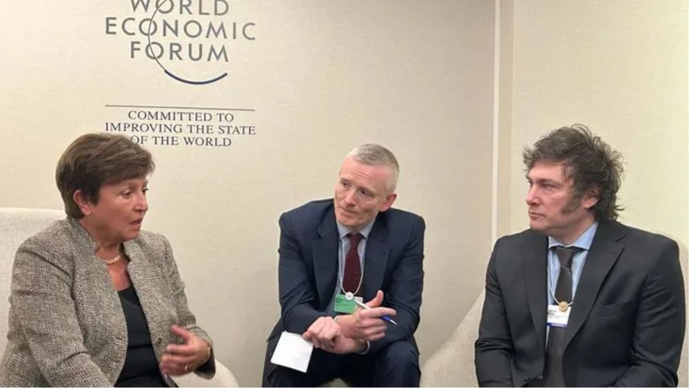 Javier Milei se reúne con Georgieva en el G7 para iniciar negociaciones
