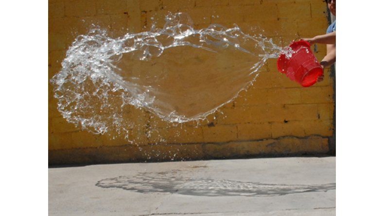 Baldazo de agua fría