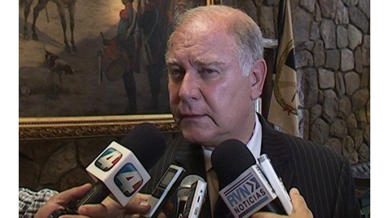 Dr. Guillermo Jenefes