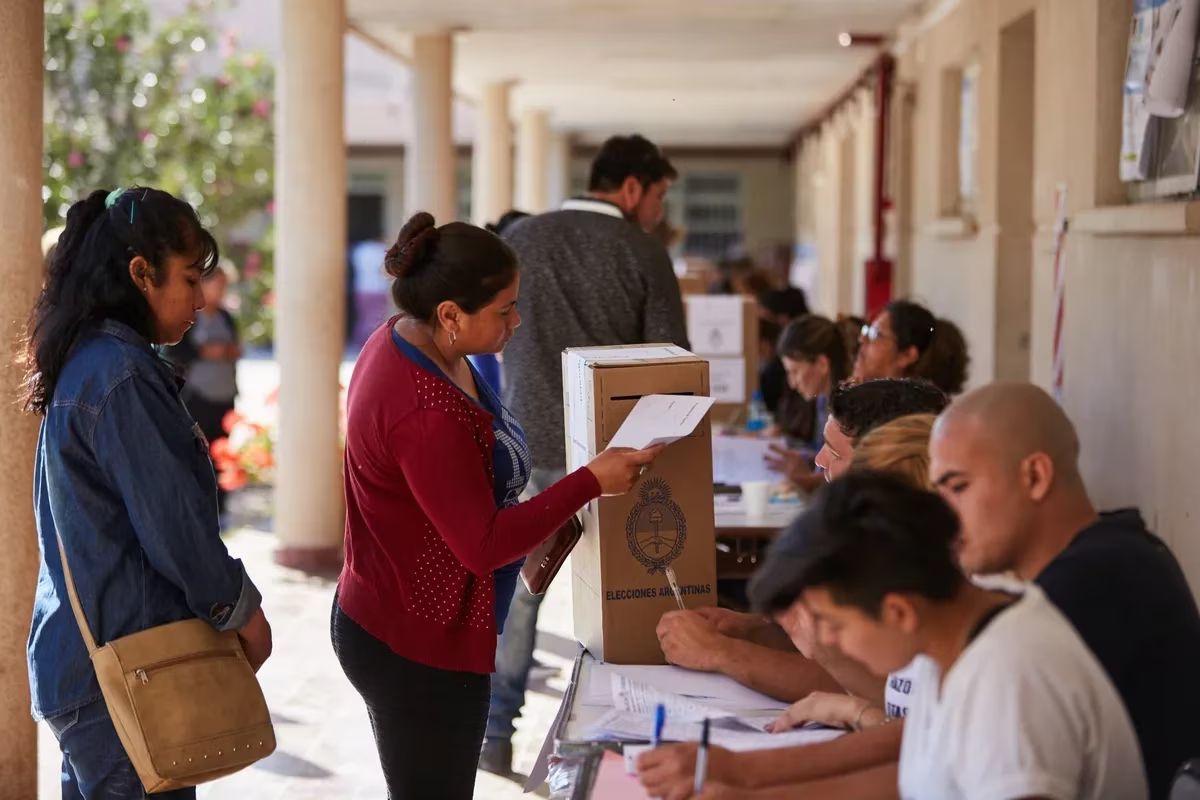 elecciones provinciales: cronograma de capacitaciones a los delegados escolares