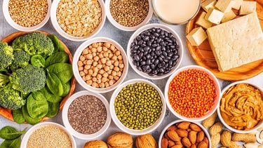 Legumbres son algunos de los alimentos más beneficios para la salud del cerebro.