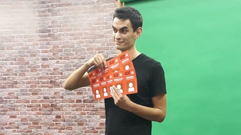agustin voto.jpg