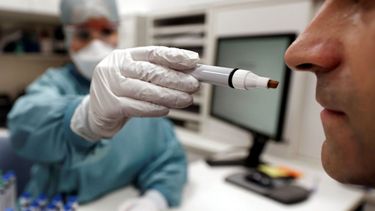 Ómicron y la pérdida del olfato