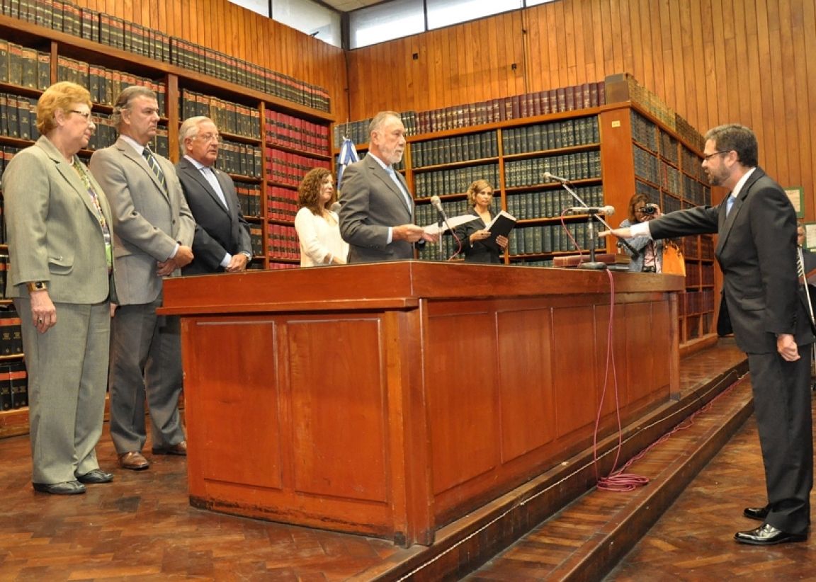 Jura de funcionarios