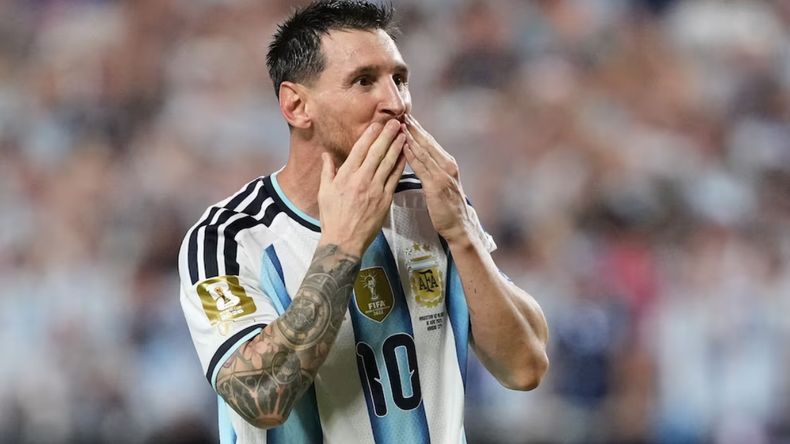 Goleada de Argentina a Argelia (Foto: Reuters)