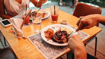 El gerente de un restaurante mexicano le canceló el pedido a un cliente. El gerente de un restaurante mexicano le canceló el pedido a un cliente.