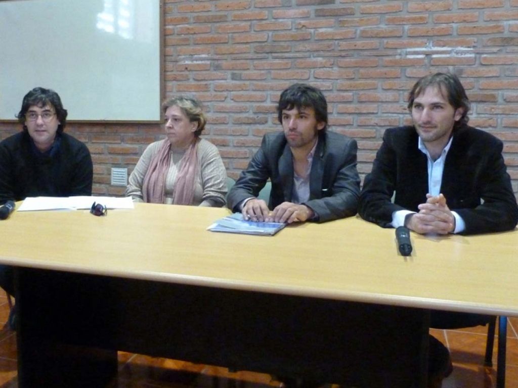 Firma con la UNJu y la Gerencia