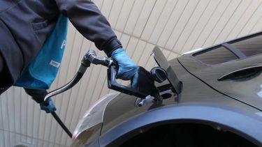 El&nbsp;impuesto a los combustibles&nbsp;fue creado mediante la&nbsp;ley 23.966, sancionada en 1998.