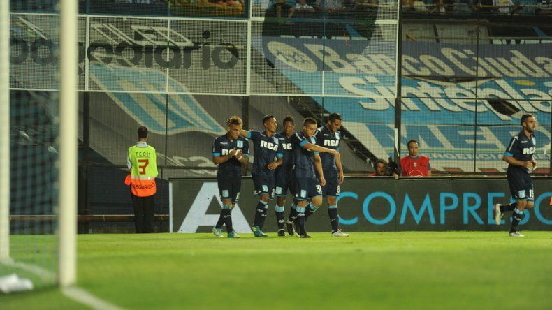Racing fue más que Gimnasia y cerró un año irregular con una victoria