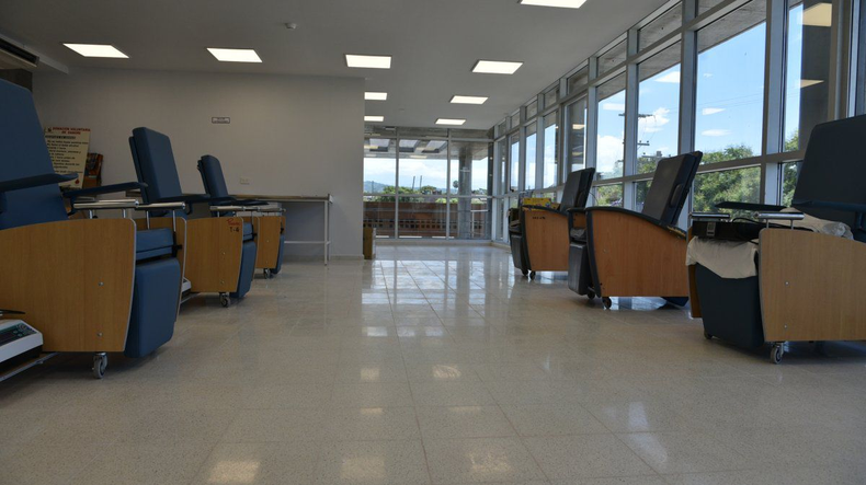 En el Centro Regional de Terapia se hace donación de sangre.