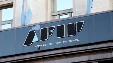 AFIP contralará nuevos montos a tarjetas y billeteras virtuales