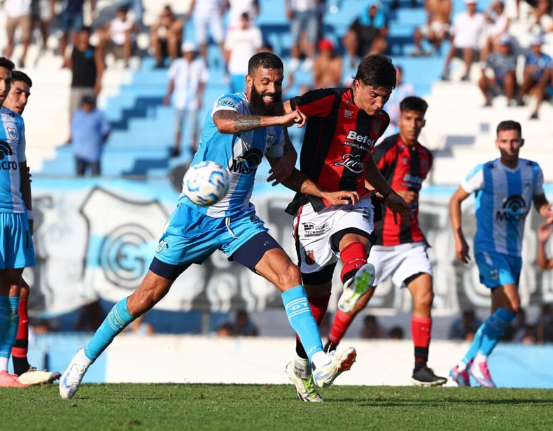 Gimnasia de Jujuy visita a Defensores de Belgrano (Archivo)