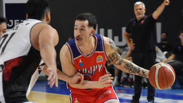Jujuy Básquet venció 96-83 a Colón de Santa Fe en el último partido de local Jujuy Básquet venció 96-83 a Colón de Santa Fe en el último partido de local