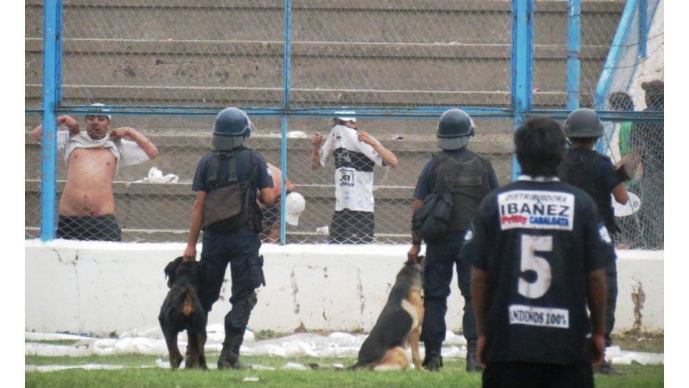 Tribuna del Club Cuyaya