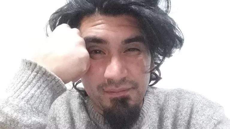 Rosales murió como consecuencia de una puñalada que recibió de otra persona, que aún no fue identificada.