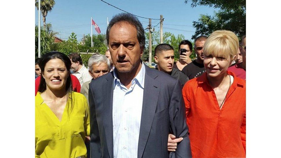 Daniel Scioli con su familia