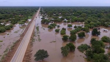 Río Pilcomayo: 400 familias evacuadas por las crecidas y aún se espera el pico máximo