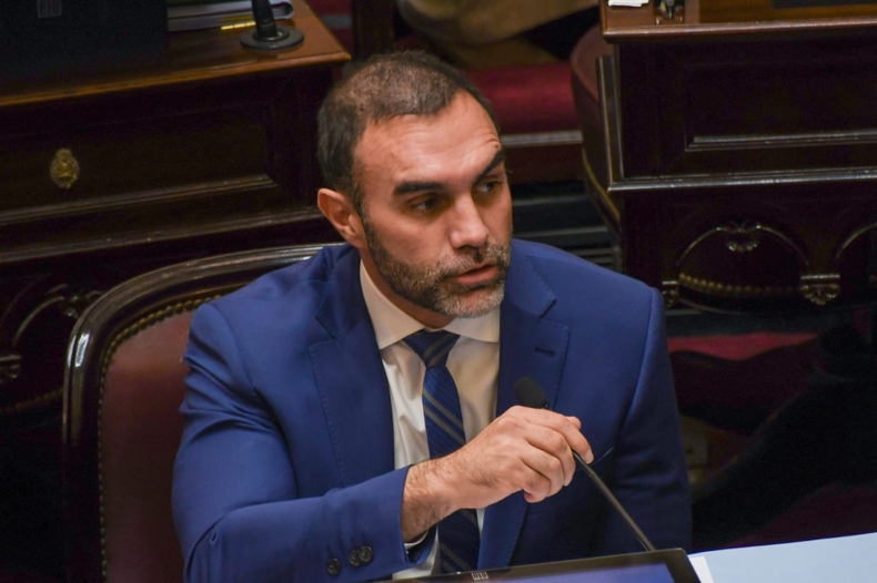 Ezequiel Atauche: "Con Milei estamos sancionando leyes para todos los argentinos, no para los privilegiados de siempre"