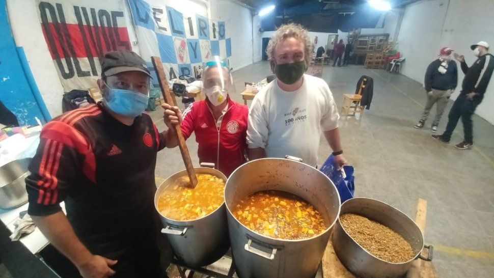 River festejó su cumpleaños repartiendo más de 20 mil platos de comida