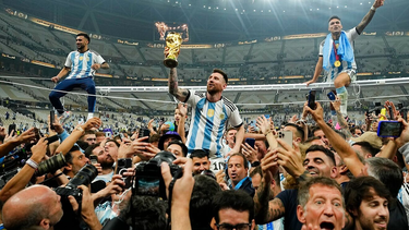 Lionel Messi festejó el campeonato de la Argentina.