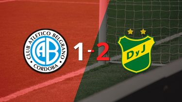 Belgrano se quedó con las manos vacías ante Defensa y Justicia y perdió por 2 a 1 tras un gol agónico