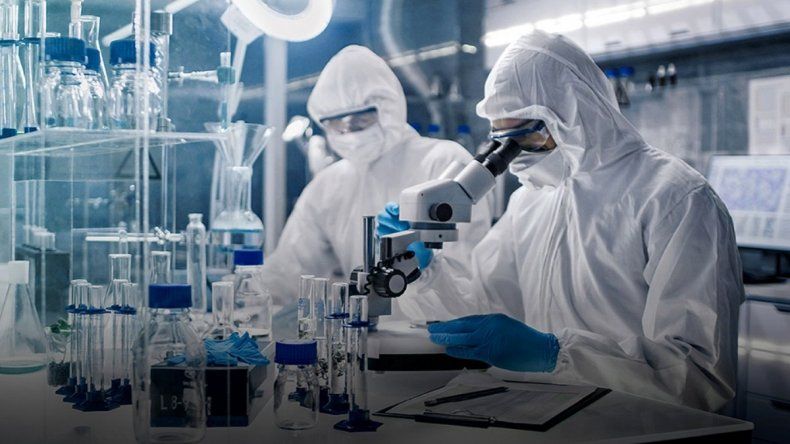 Según estudio, la variante británica no aumenta la gravedad de quien se contagia