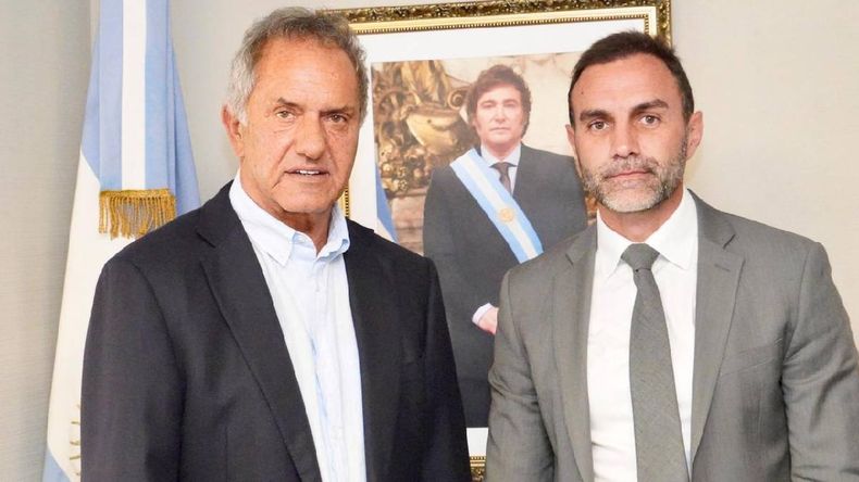 Daniel Scioli con Ezequiel Atauche
