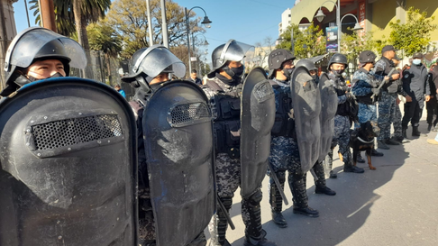 Todo Jujuy | Entre 150 a 200 policías afectados en las manifestaciones