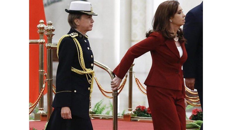 Coronel Pansa junto a la presidenta