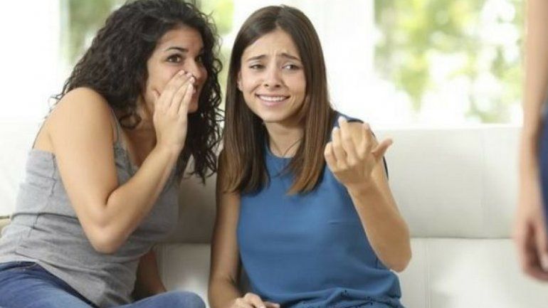 Hablar mal de los demás