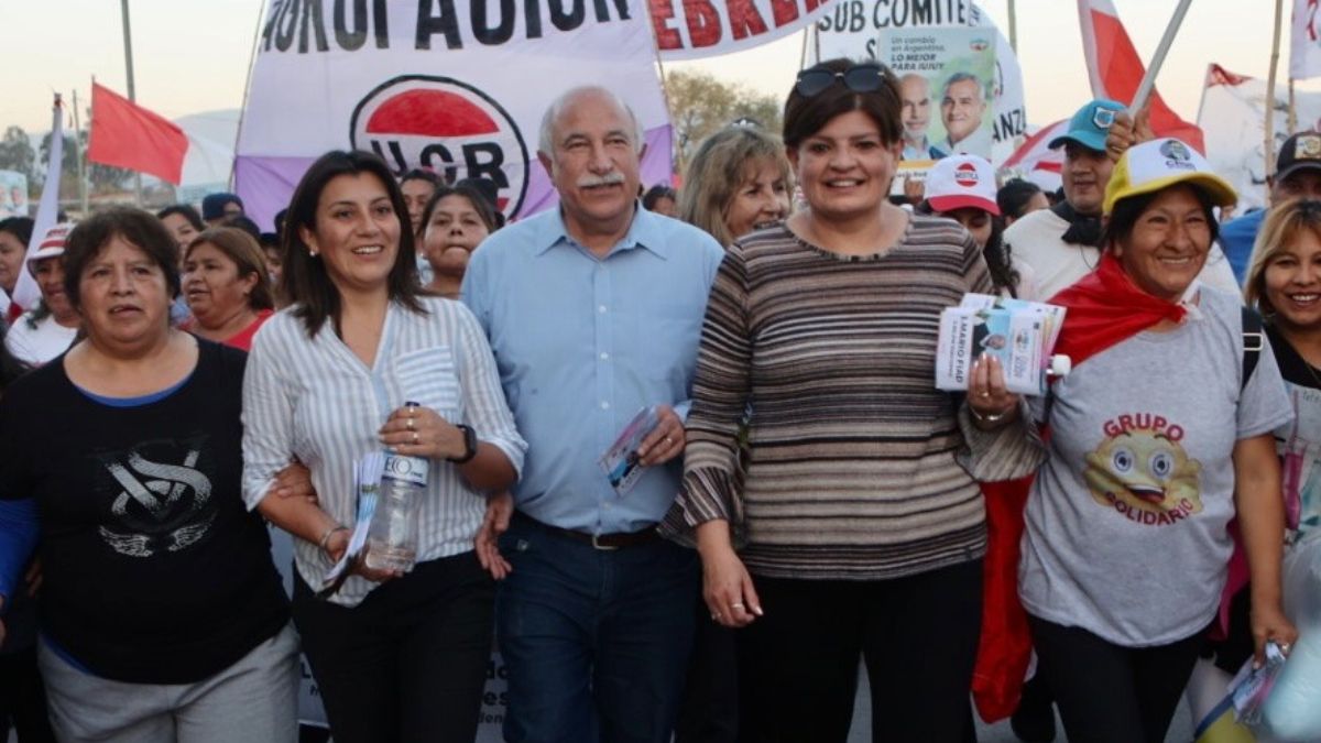 El Frente Cambia Jujuy realizó una caminata por Alto Comedero