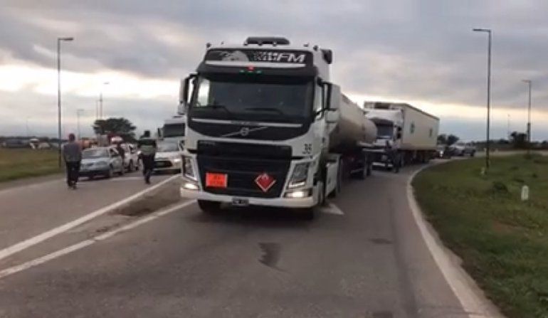 CAMIONEROS.png