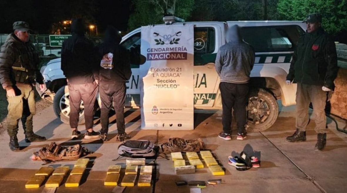 Gendarmería incautó 23 kilos de cocaína en Tres Cruces