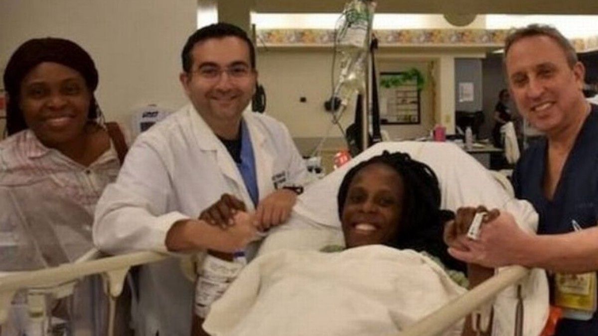 Marruecos: una mujer parió a nueve bebes pero solo esperaba a siete.&nbsp;