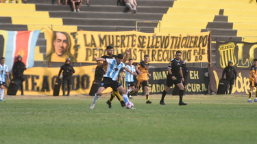 Gimnasia de Jujuy cayó en Santiago.