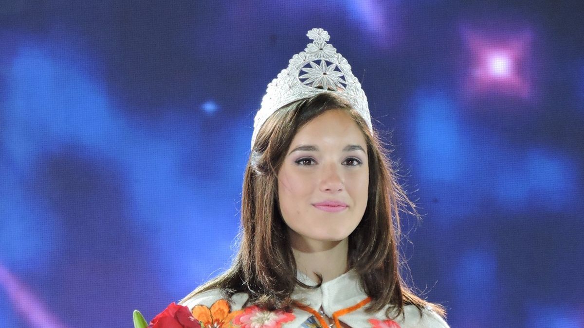Ambar Luna Saad fue coronada Reina Nacional de los Estudiantes