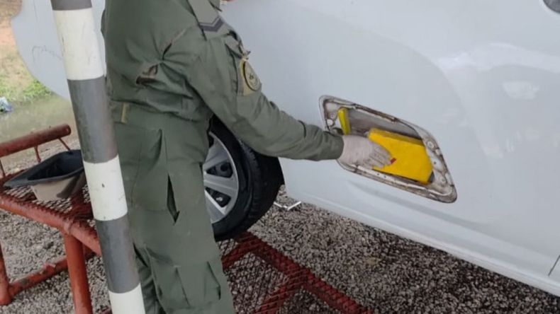 Iba de Jujuy a Córdoba con más de 40 ladrillos de cocaína y fue detenida
