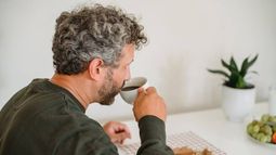 Cuáles son los alimentos para combatir las canas.&nbsp;