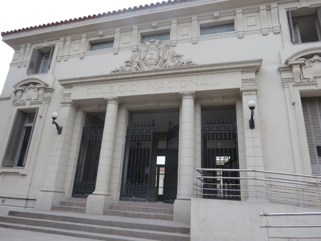 Colegio N° 1