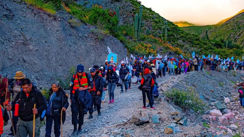 Peregrinación a Punta Corral. Peregrinación a Punta Corral.