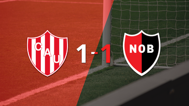 Newell`s rescata un empate ante Unión gracias a un autogol de Franco Pardo