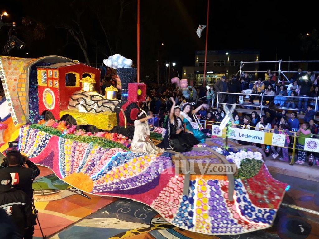 Carroza en el último desfile