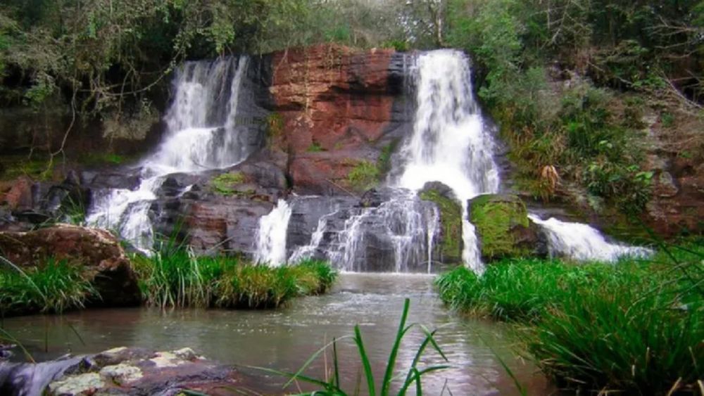 Un pueblo para hacer caminatas entre selva y cascadas.