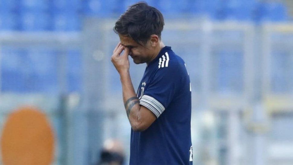 Paulo Dybala no viajará por presentar síntomas generales genitourinarios, siendo necesario reposo deportivo y evaluaciones, según el parte médico oficial.