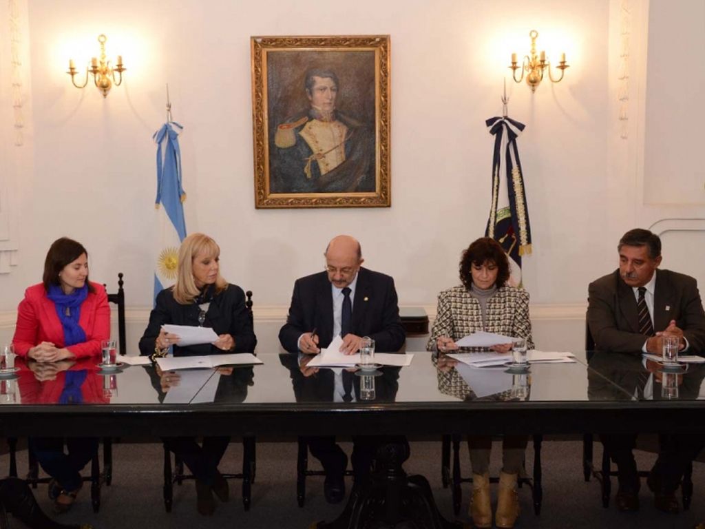 Firma de convenio