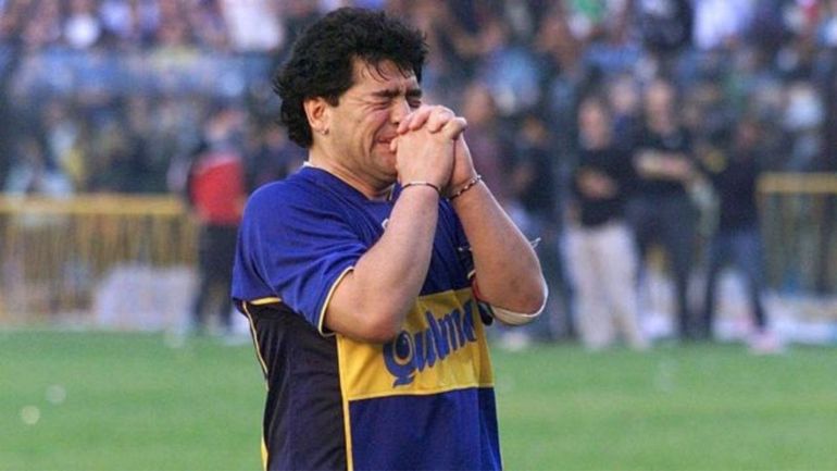 En su despedida del f&uacute;tbol en la Bombonera.