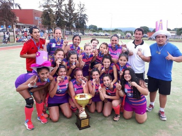 CAMPEONAS 1RA.jpg