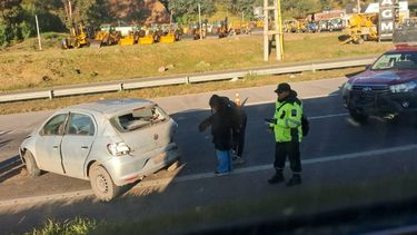 Impactante siniestro en Ruta 66: dos autos chocaron y uno terminó en contramano frente a la nueva terminal