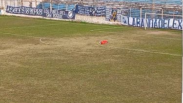 Suspendieron Talleres y Cuyaya por la agresión alarquero visitante